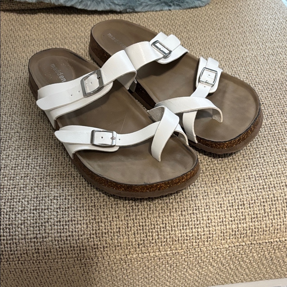 Madden Girl white sandals sz 10